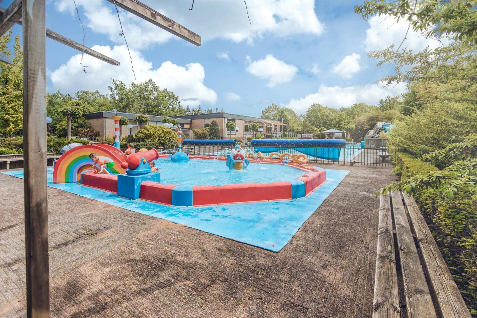 Veluwepark De Bosgraaf | Comfort Met Hottub Lieren エクステリア 写真