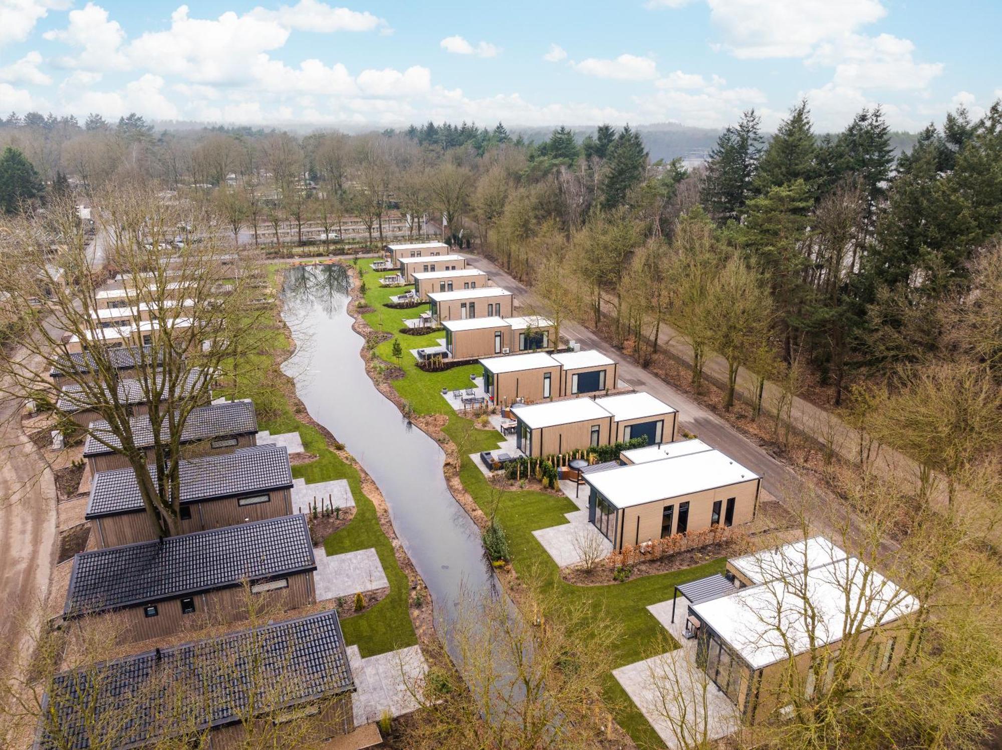 Veluwepark De Bosgraaf | Comfort Met Hottub Lieren エクステリア 写真