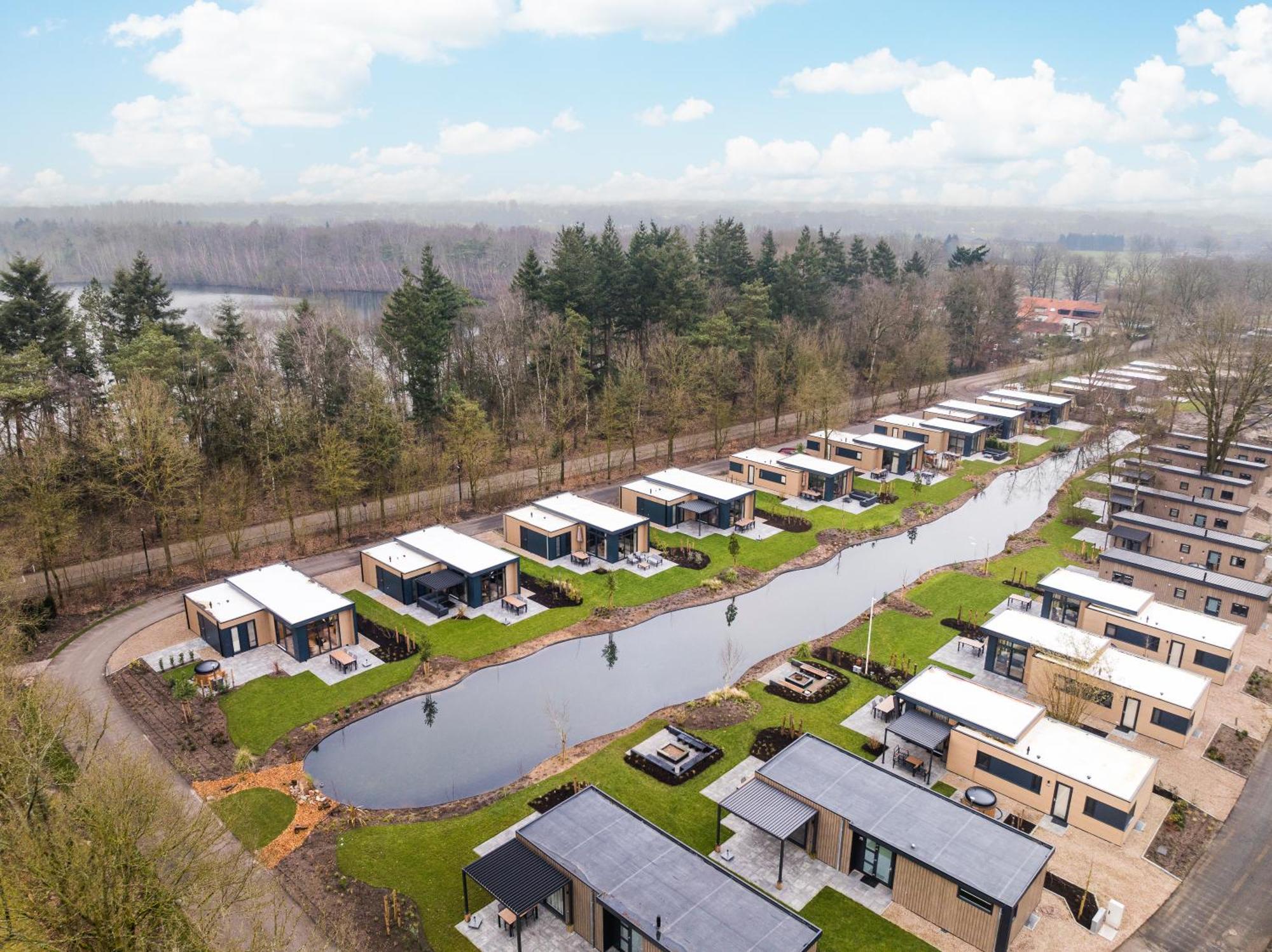 Veluwepark De Bosgraaf | Comfort Met Hottub Lieren エクステリア 写真