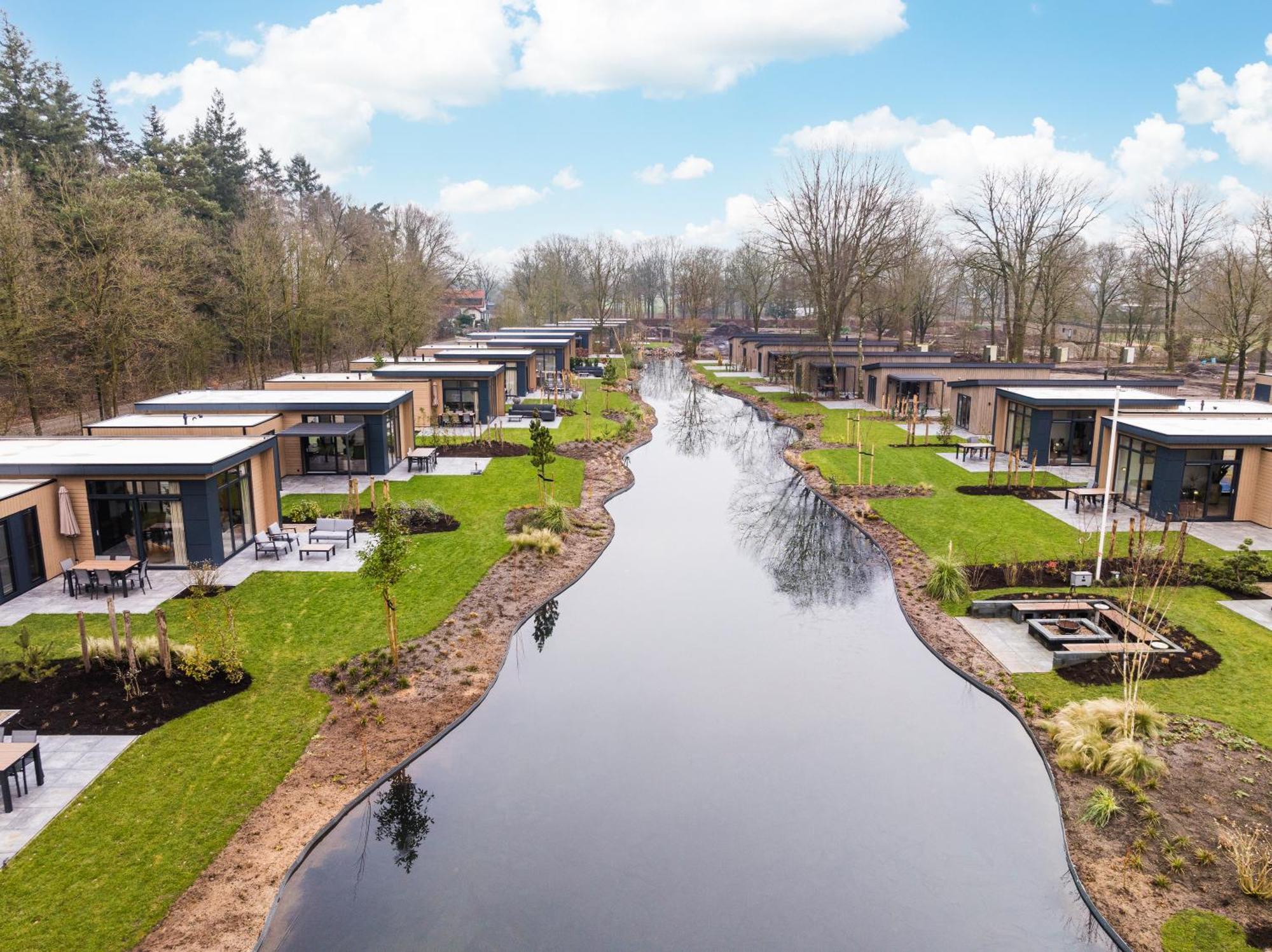 Veluwepark De Bosgraaf | Comfort Met Hottub Lieren エクステリア 写真