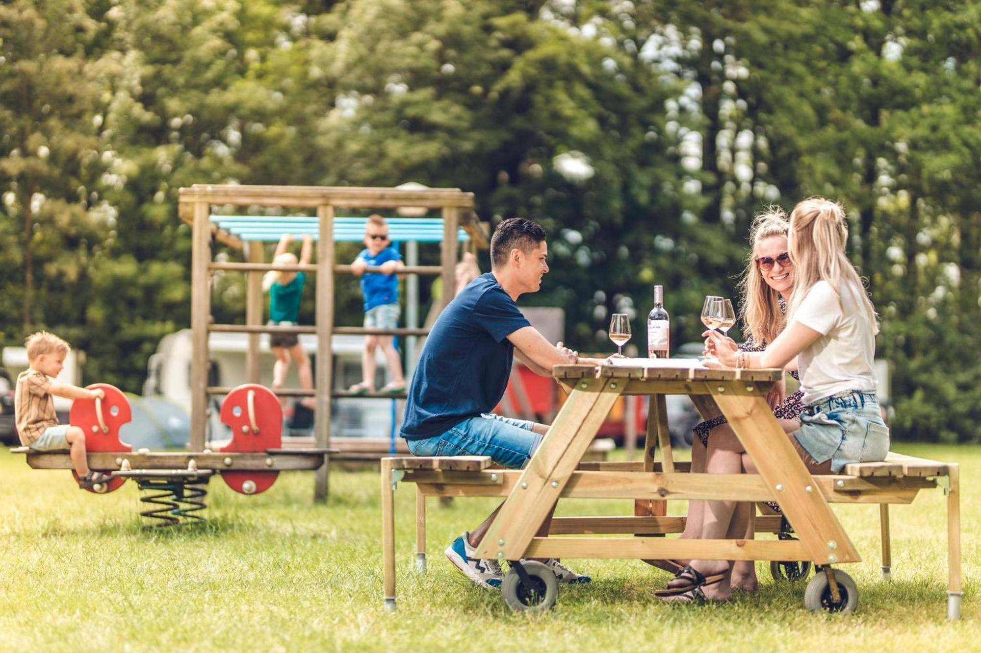 Veluwepark De Bosgraaf | Comfort Met Hottub Lieren 部屋 写真