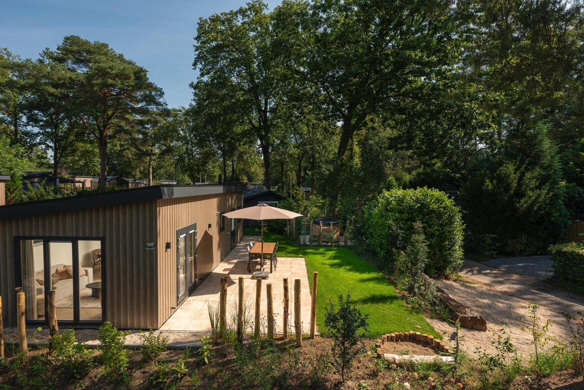 Veluwepark De Bosgraaf | Comfort Met Hottub Lieren 部屋 写真