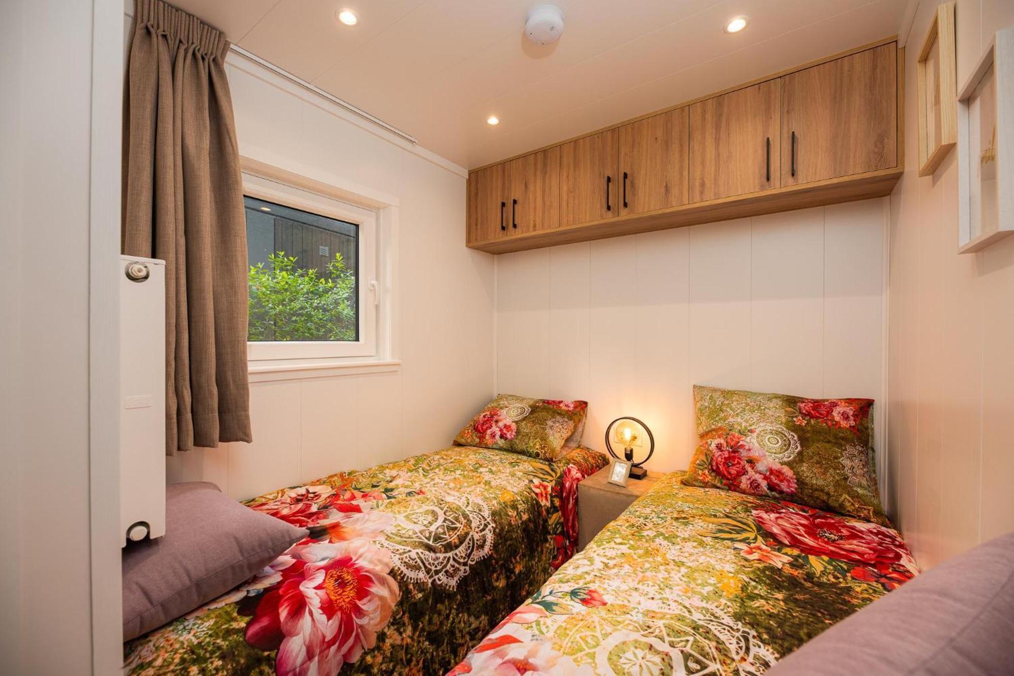 Veluwepark De Bosgraaf | Comfort Met Hottub Lieren 部屋 写真